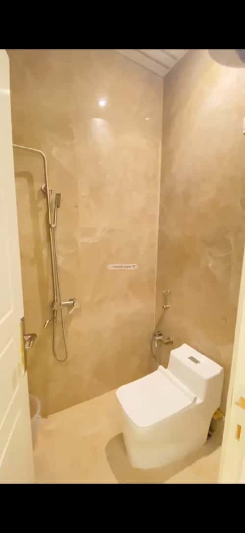 5 bedroom apartment in Qurtubah 4