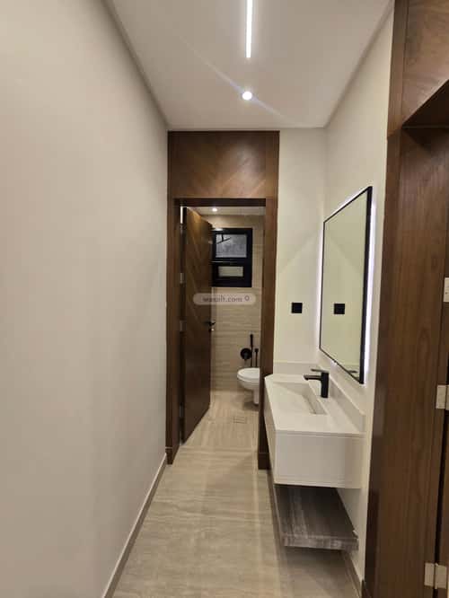 5 bedroom floor in Tuwaiq 10