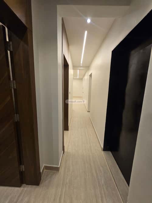 5 bedroom floor in Tuwaiq 4