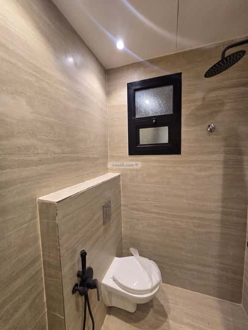 5 bedroom floor in Tuwaiq 9