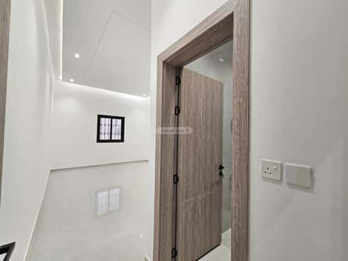 4 bedroom floor in Al Maizilah 10