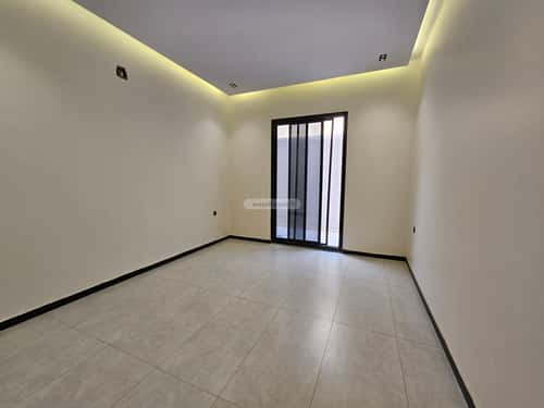 5 bedroom villa in Al Janadriyah 14