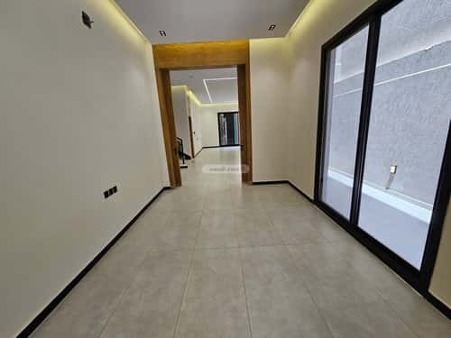 5 bedroom villa in Al Janadriyah 4