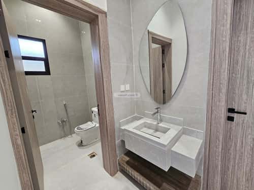 4 bedroom floor in Al Maizilah 13