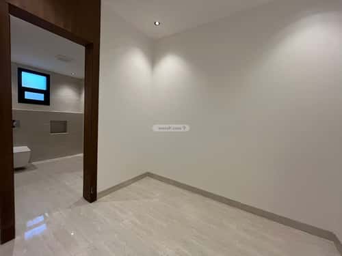 6 bedroom villa in Al Mahdiyyah 3