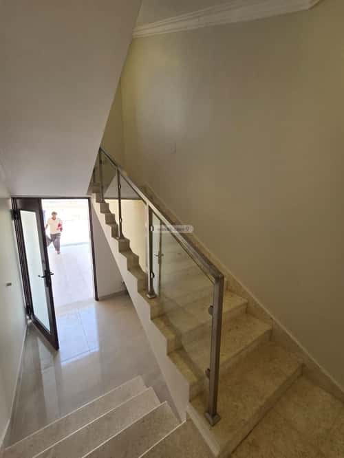 6 bedroom floor in Okaz 2