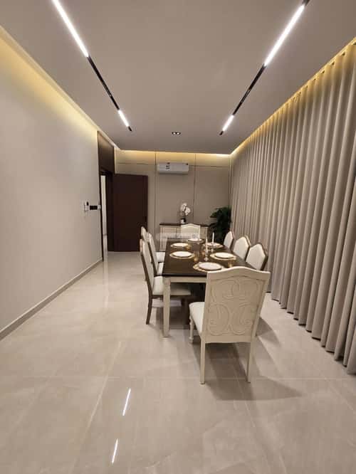 6 bedroom floor in Okaz 10