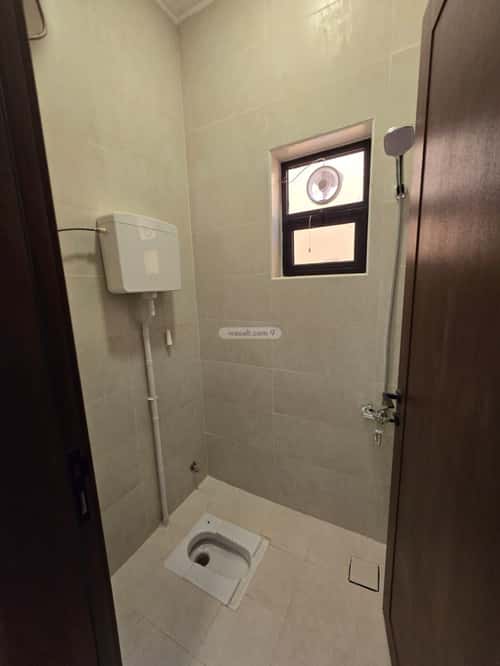 6 bedroom floor in Okaz 9