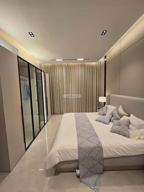 6 bedroom floor in Okaz 7