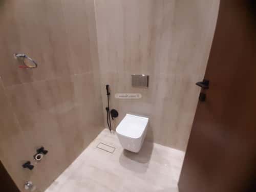 4 bedroom floor in Tuwaiq 11