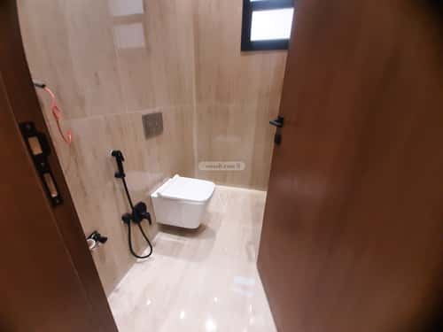 4 bedroom floor in Tuwaiq 13