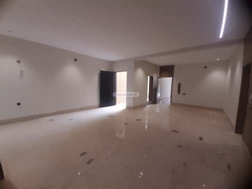 4 bedroom floor in Tuwaiq 2