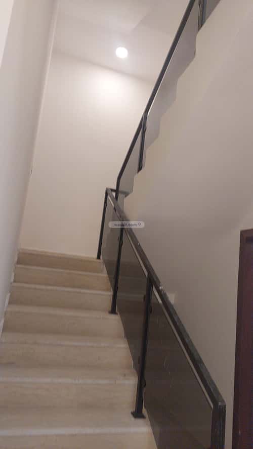 فيلا 5 غرف في طويق 5