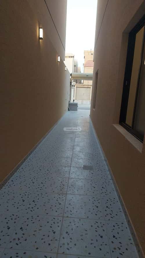 7 bedroom villa in Al Awali 9