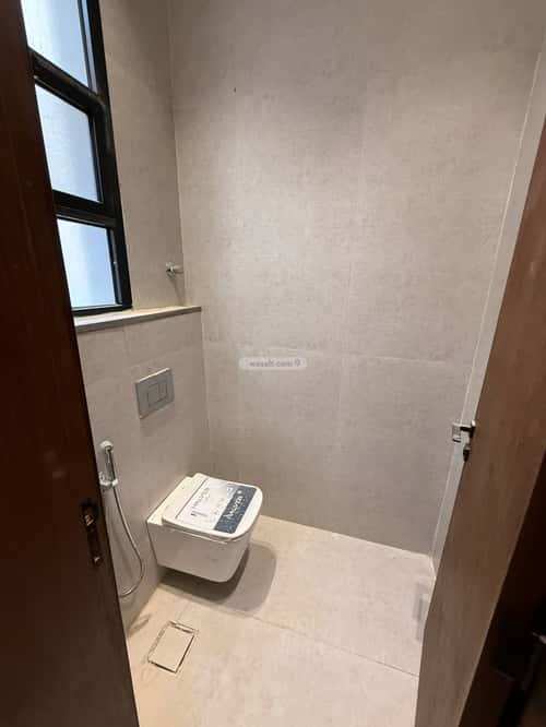 5 bedroom floor in Al Janadriyah 6