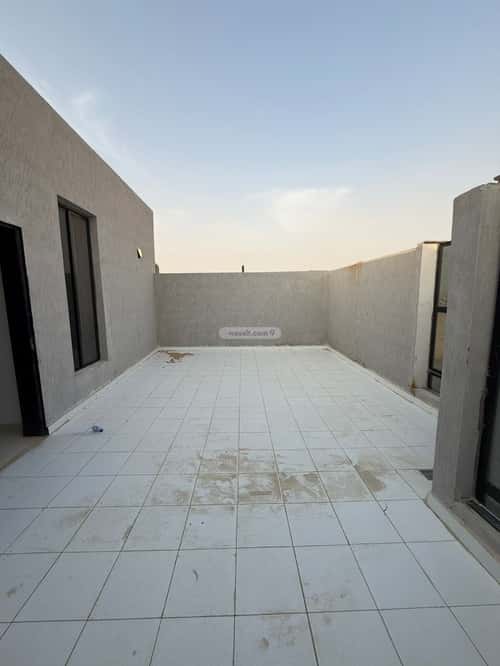 5 bedroom floor in Al Janadriyah 7
