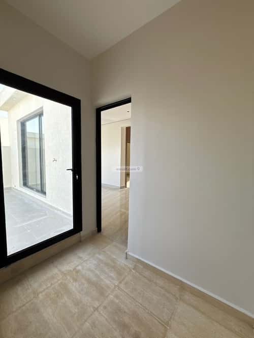 6 bedroom floor in Dirab 4