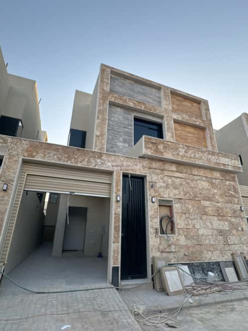 4 bedroom villa in Al Rimal 6