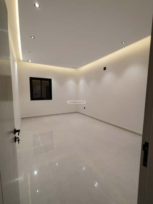 3 bedroom floor in Al Janadriyah 4