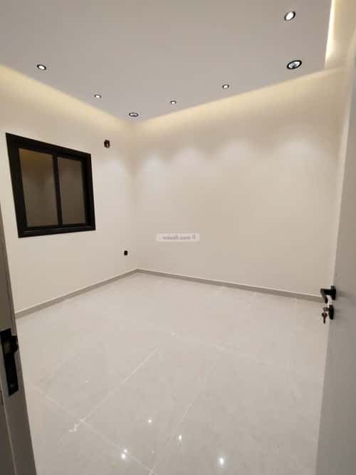 3 bedroom floor in Al Janadriyah 5