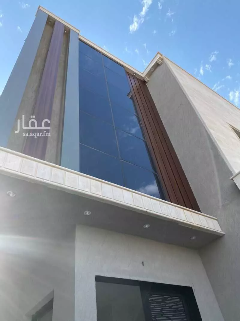 8 bedroom villa in Al Rimal 2