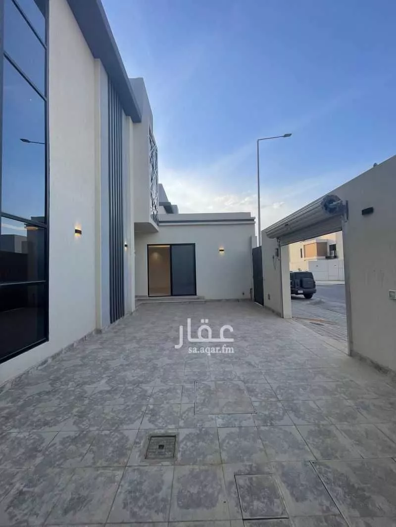 فيلا 5 غرف في الجنادرية 4
