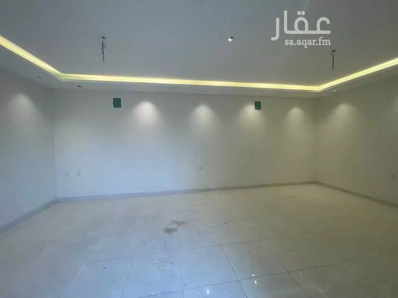 فيلا 5 غرف في الجنادرية 7