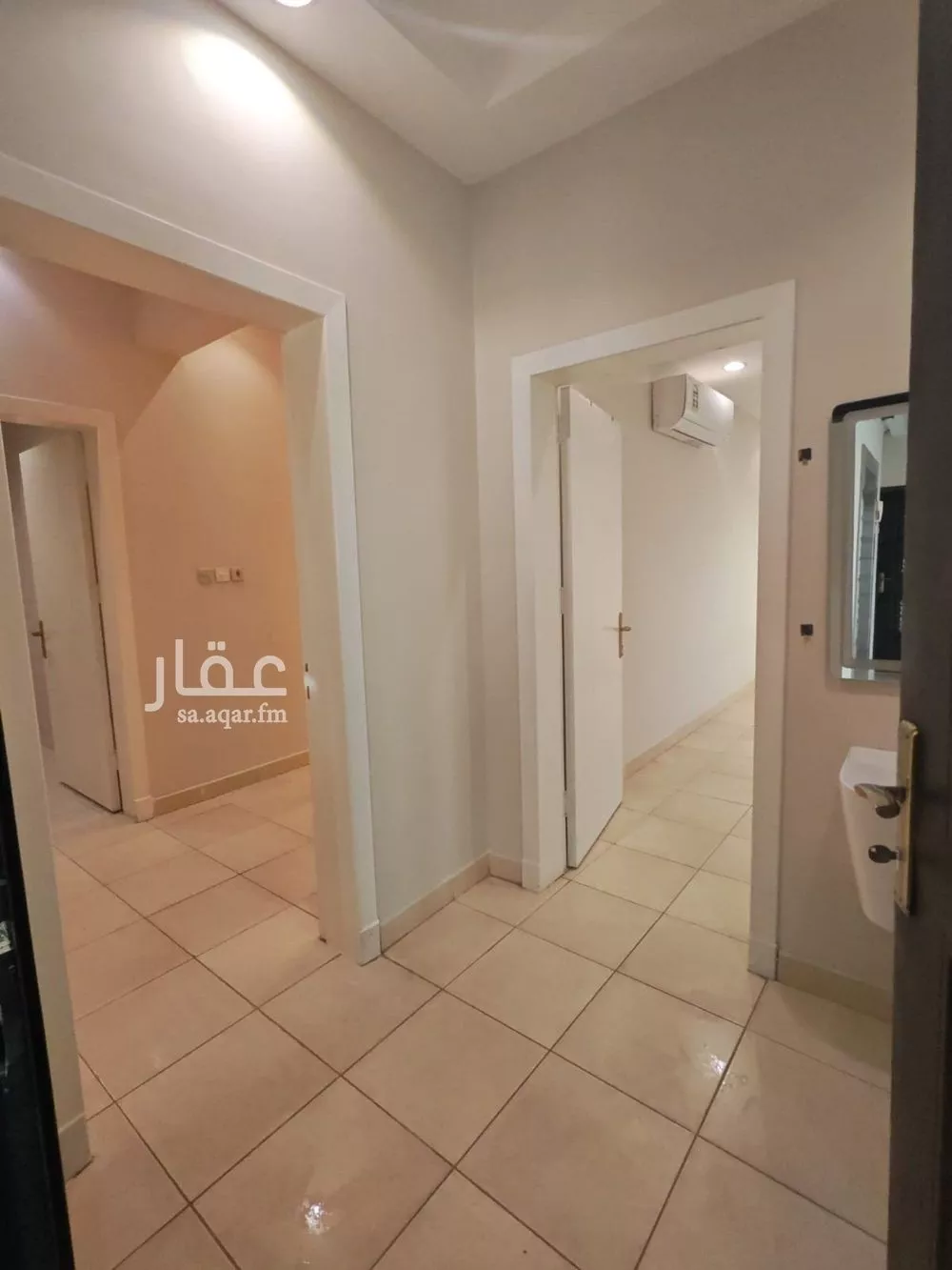 شقة 1 غرف في العارض 4