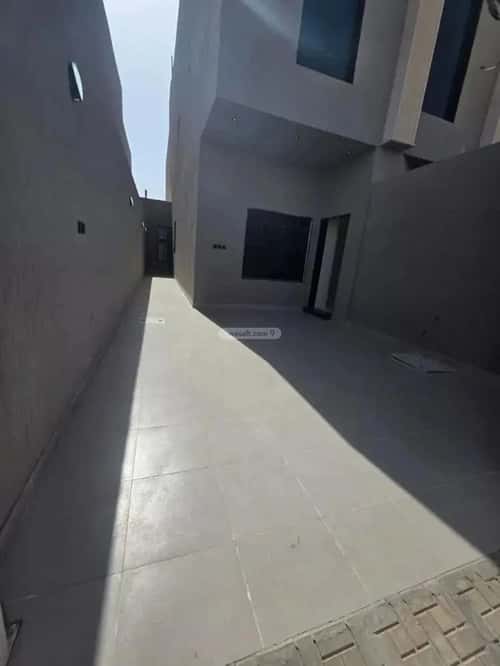 5 bedroom floor in Badr 4