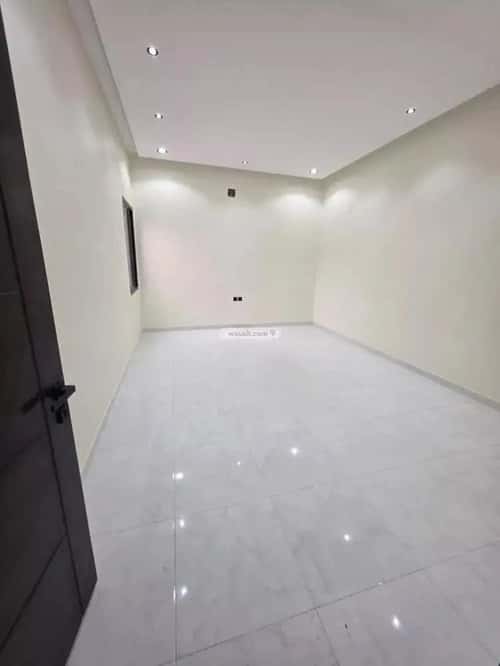 5 bedroom floor in Badr 5