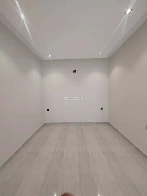 5 bedroom villa in Al Uraija Al Gharbi, Riyadh 13