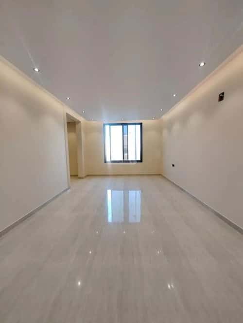 5 bedroom villa in Al Uraija Al Gharbi, Riyadh 7