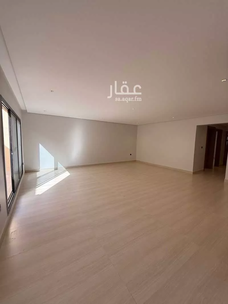 3 bedroom apartment in Al Olaya, Riyadh 4