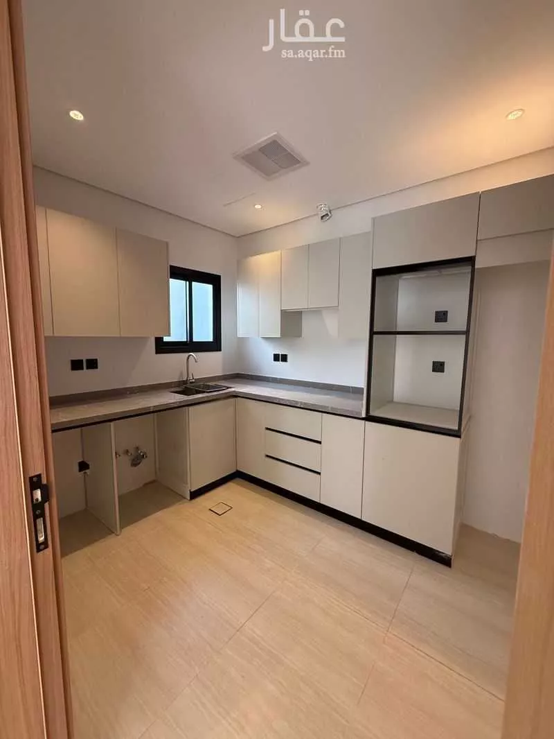 3 bedroom apartment in Al Olaya, Riyadh 5
