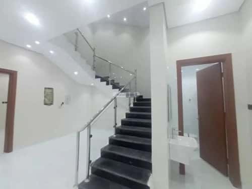 6 bedroom villa in Dhahrat Laban 11