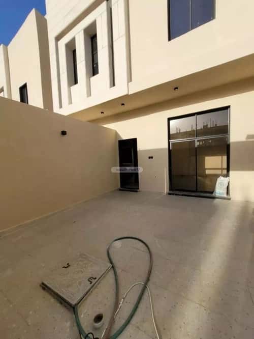 5 bedroom villa in Tuwaiq 7