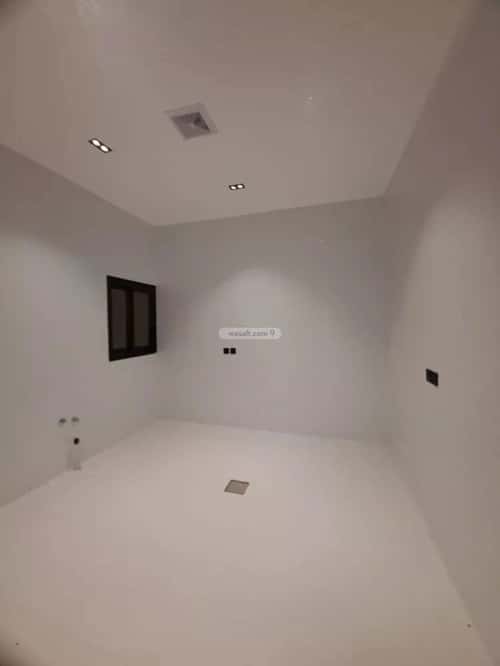 3 bedroom floor in Okaz 7