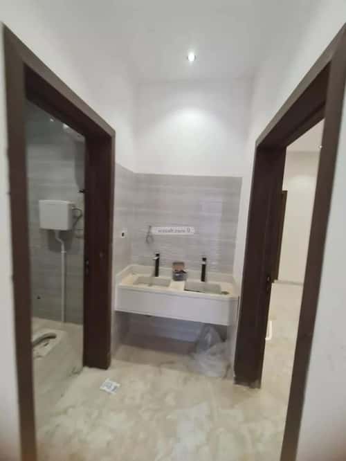 3 bedroom floor in Okaz 1