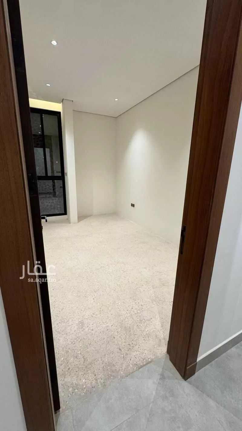 5 bedroom villa in Al Safa, Riyadh 11