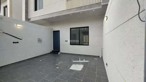 5 bedroom villa in Okaz 3