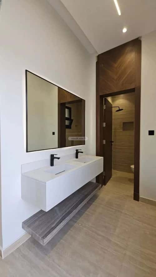 4 bedroom floor in Tuwaiq 11