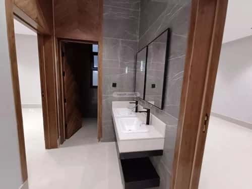 3 bedroom floor in Tuwaiq 4