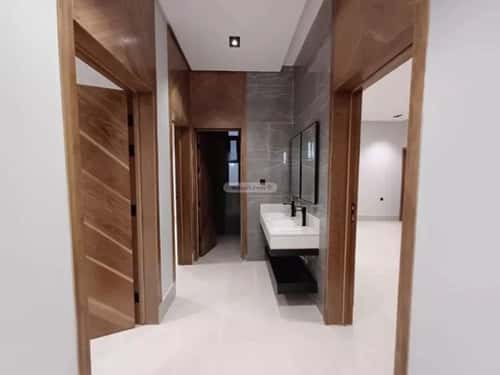 3 bedroom floor in Tuwaiq 2