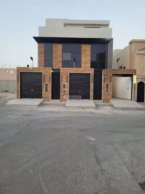 3 bedroom floor in Tuwaiq 8