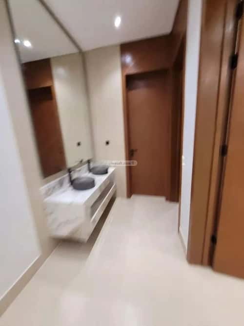 3 bedroom floor in Tuwaiq 4