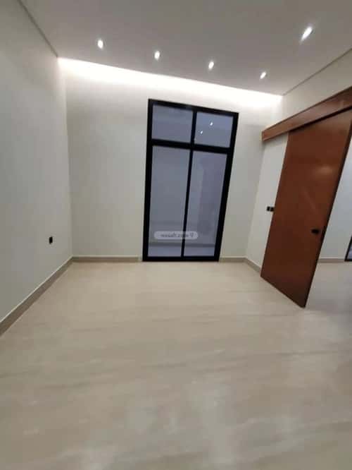 3 bedroom floor in Tuwaiq 6