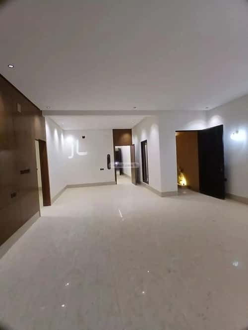 3 bedroom floor in Tuwaiq 7