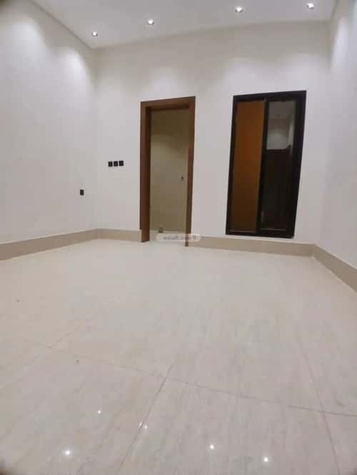 3 bedroom floor in Tuwaiq 6