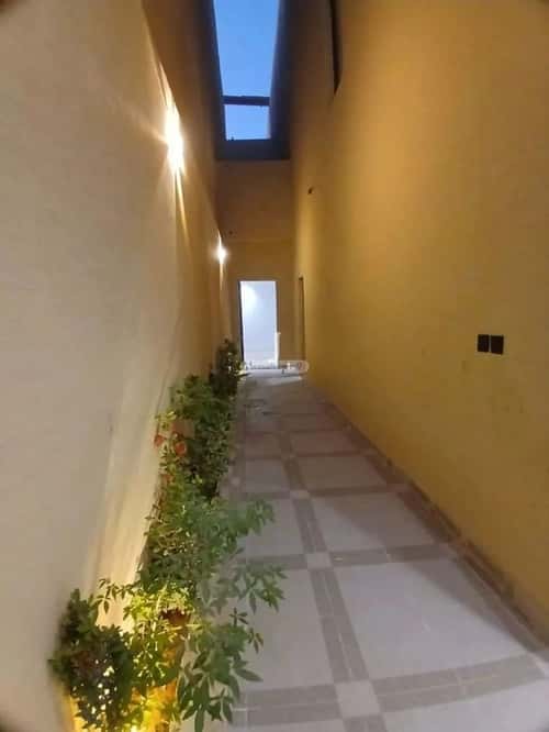 3 bedroom floor in Tuwaiq 3