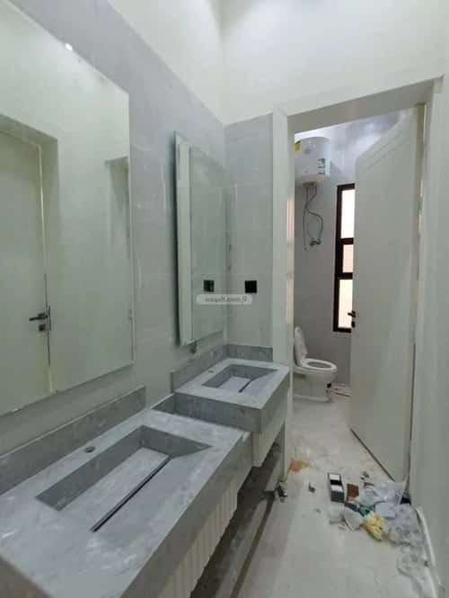 6 bedroom villa in Al Uraija Al Gharbi, Riyadh 12